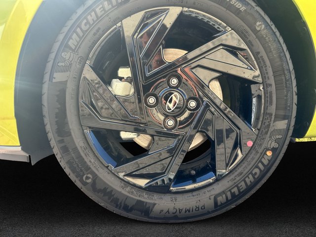 Hyundai - i20 1.0T DCT BLACKLINE LED SHZ LHZ Navi Bose